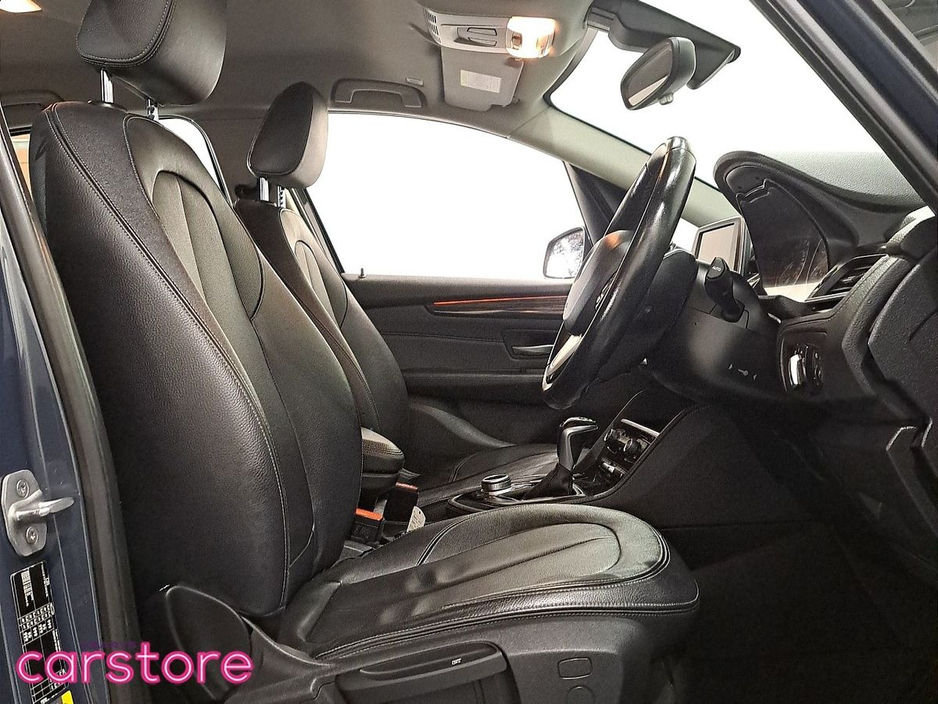 2016 BMW 2 Series 218i Luxury €15,880