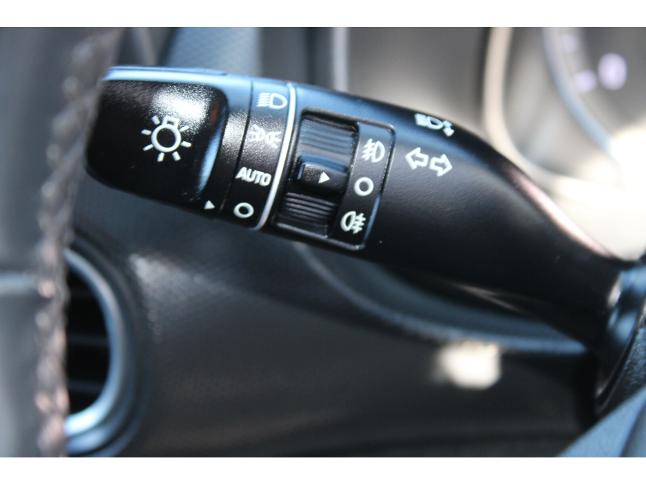 2020 Hyundai Kona - image 23