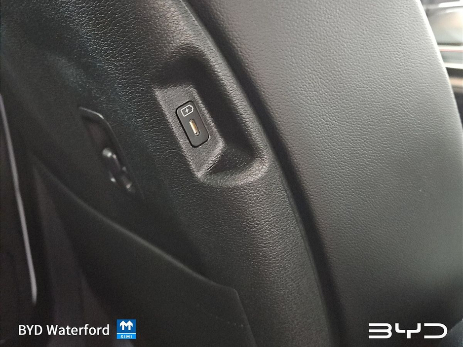 2024 Kia Sportage Anniversary Edition Hybrid. Cruise Control, Heated Seats, Heated Steering Wheel, Rear Charging Ports, Reversing Camera. €37,995