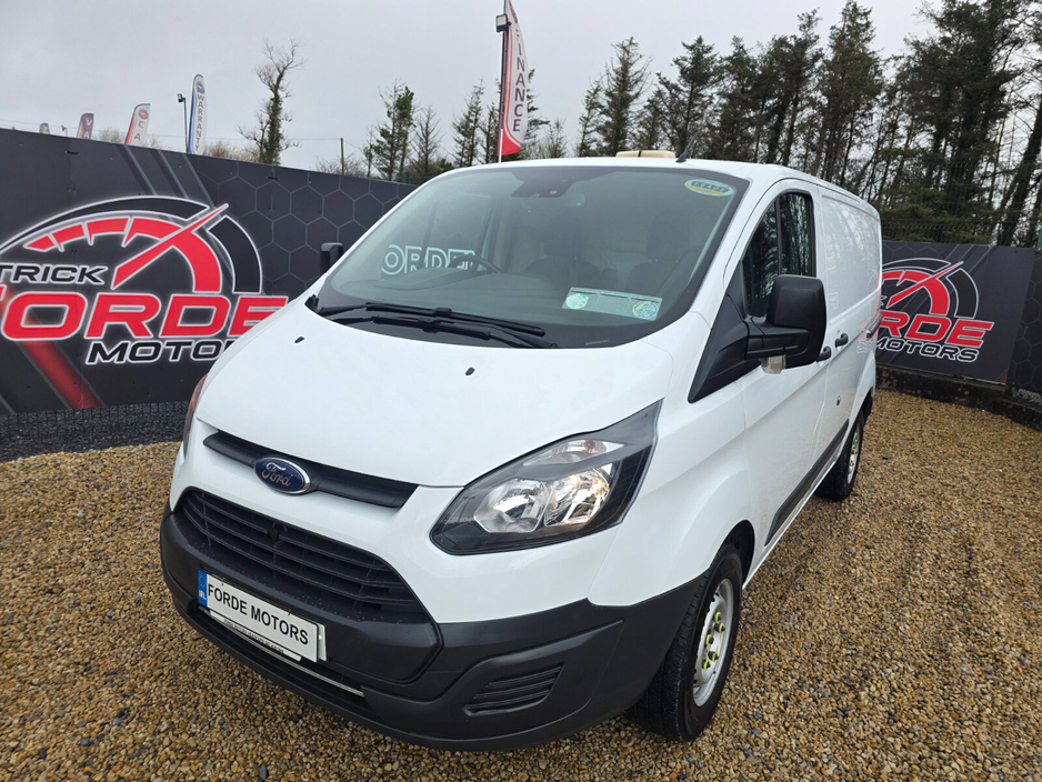 2018 Ford Transit Custom - image 2