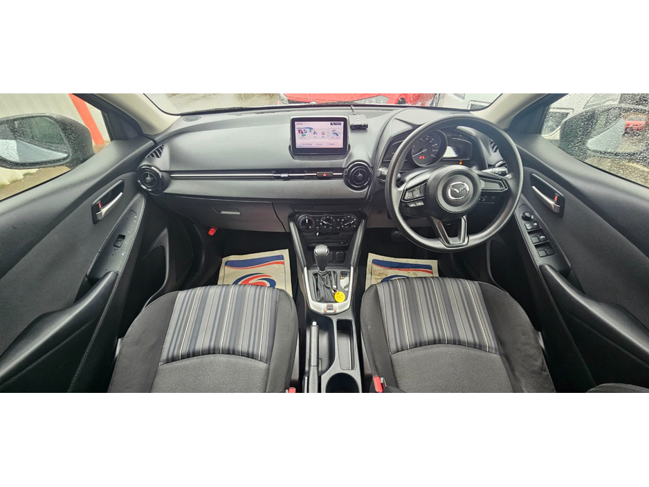 2017 Mazda Mazda2 - image 25