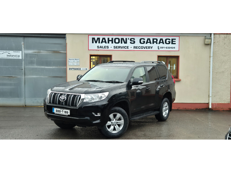 2022 Toyota Landcruiser - image 5