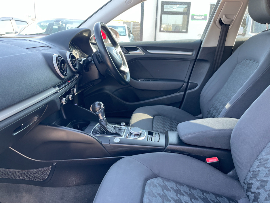 2015 Audi A3 - image 10