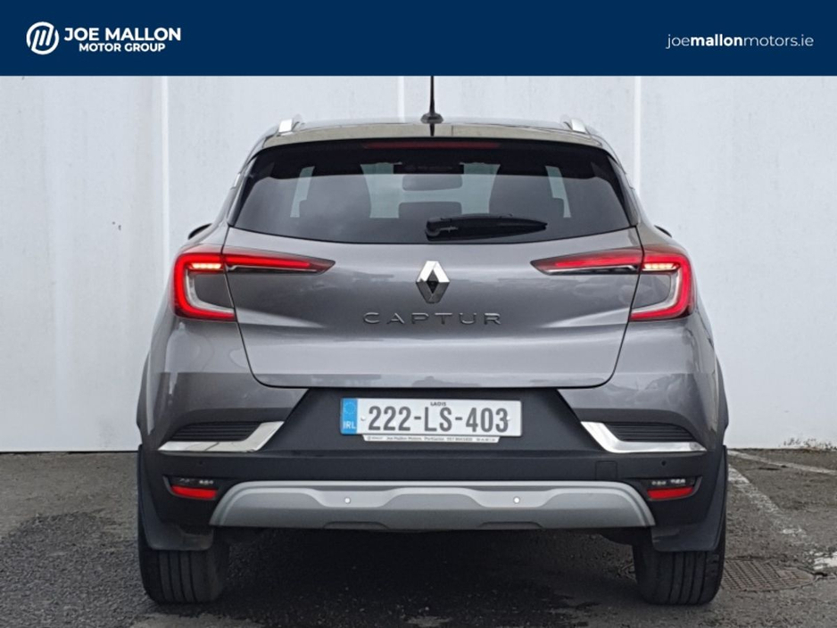 2022 Dacia Duster - image 9