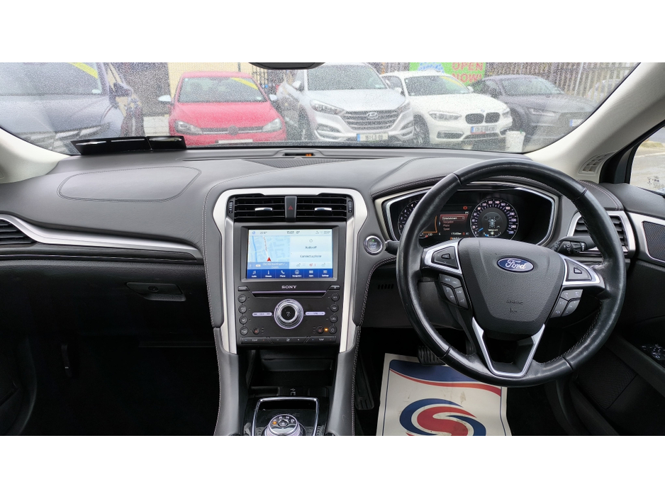 2020 Ford Mondeo - image 12