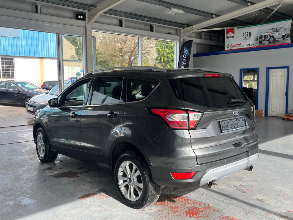 2017 Ford Kuga - image 7