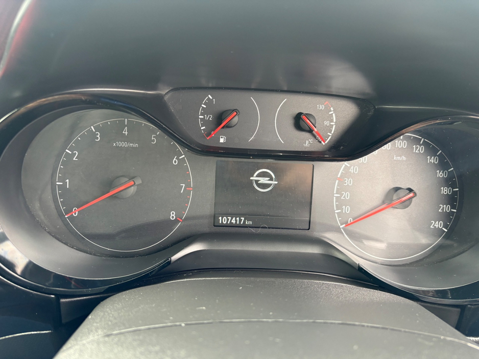 2021 Opel Corsa - image 26