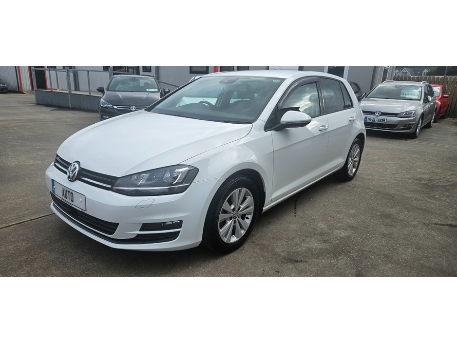 2016 Volkswagen Golf - image 5