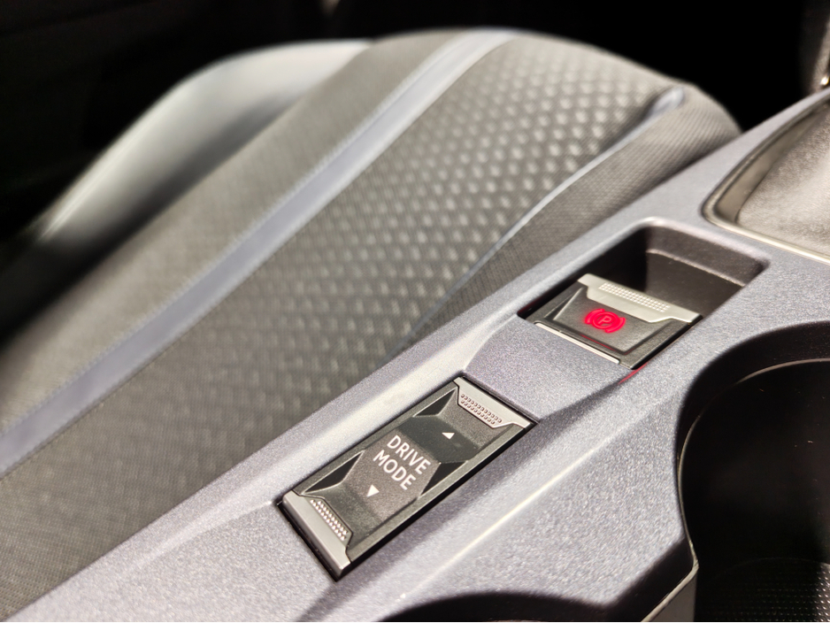 2020 Peugeot 2008 GT LINE 1.5 BLUE HDI 100 6 6.2 4DR €18,995