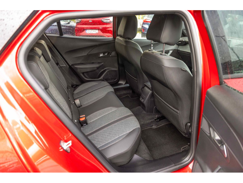 2025 Peugeot 2008 251D12190 Peugeot 2008 1.2 Puretech 100bhp Allure