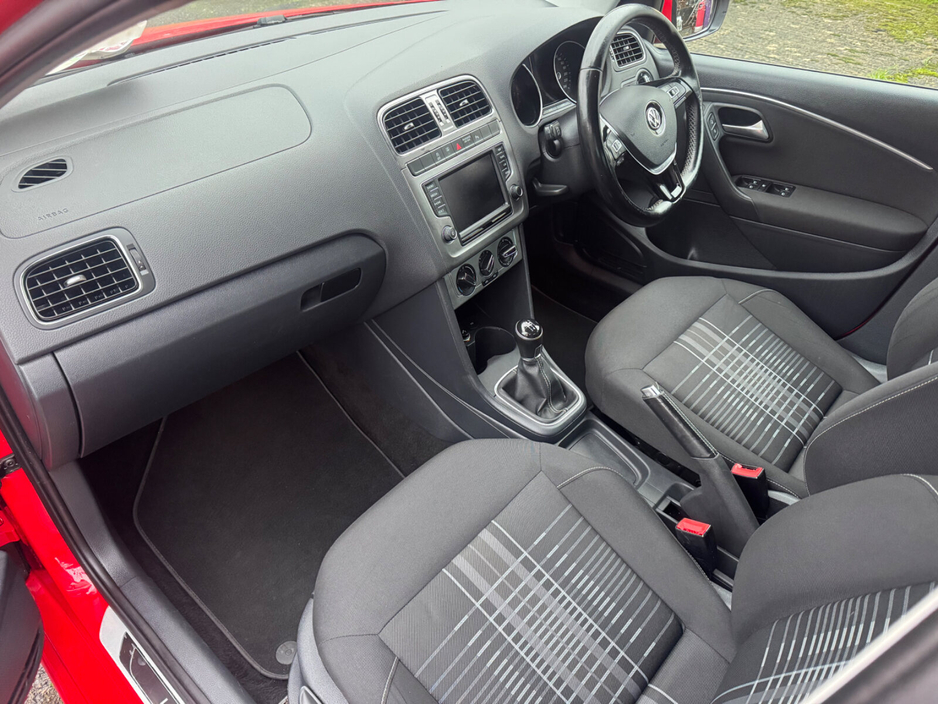 2016 Volkswagen Polo 1.0 5DR 75HP Lounge €9,950