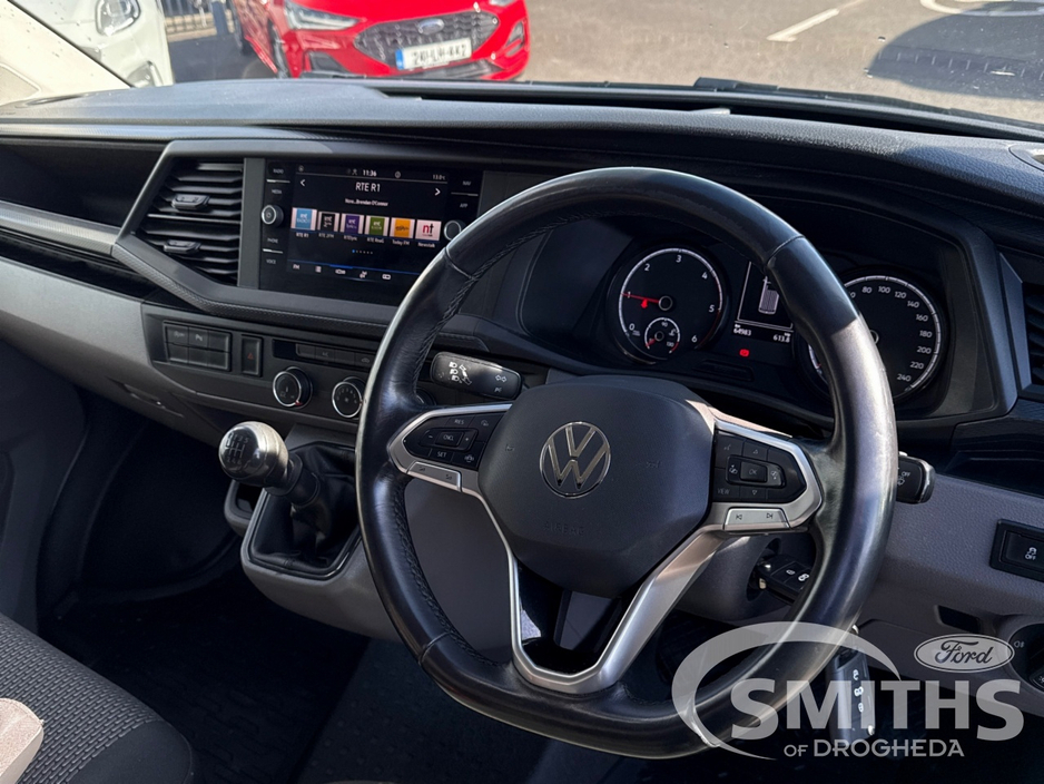 2024 Volkswagen Transporter - image 7