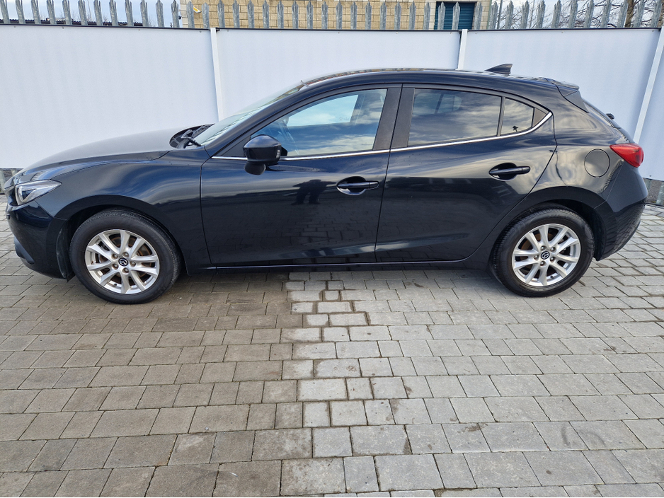 2016 Mazda Mazda3 1.5 D 105PS EXECUTIVE SE 4DR €9,950