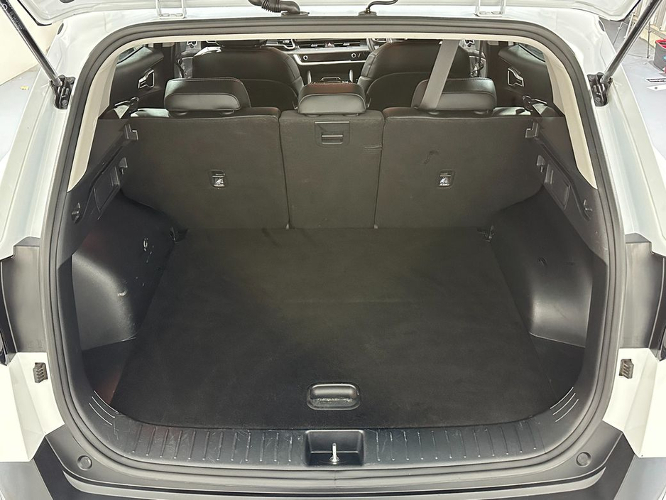 2023 Kia Sportage - image 26