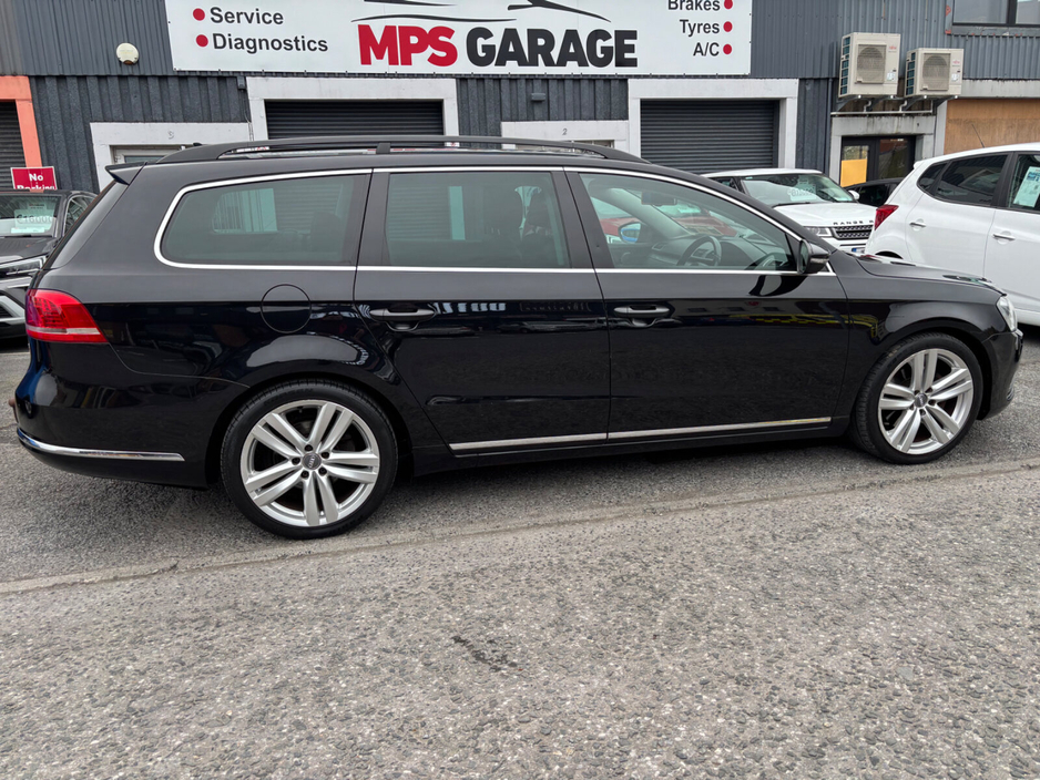 2014 Volkswagen Passat - image 10