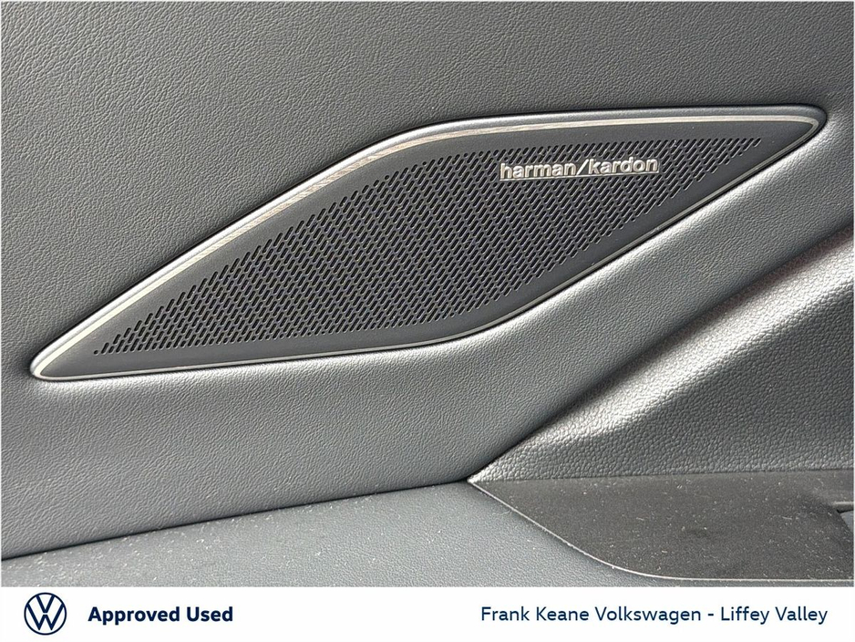 2024 Volkswagen Tiguan - image 25