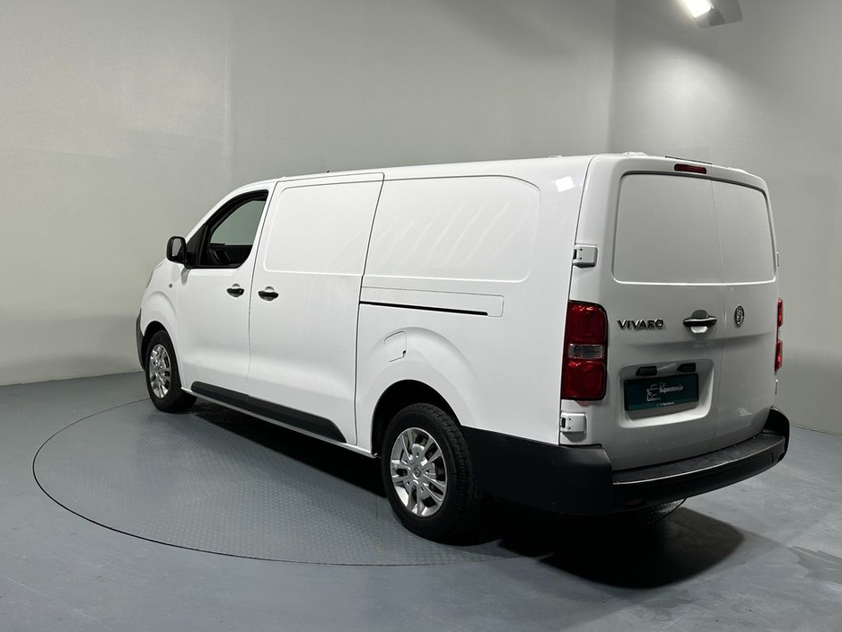 2020 Opel Vivaro LWB Twin Sliding Doors 1.5 Diesel €14,800