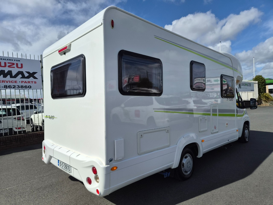 2015 Auto-Trail F-Line - image 5