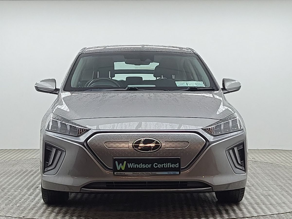 2020 Hyundai Ioniq - image 8