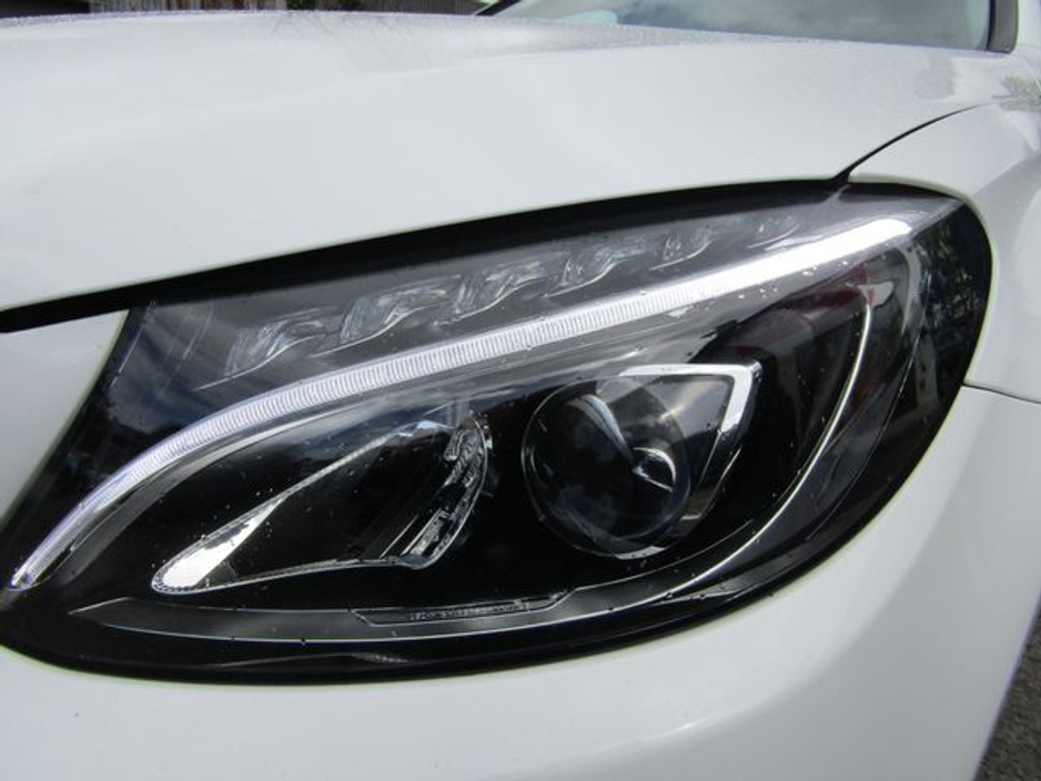 2016 Mercedes-Benz C Class - image 42