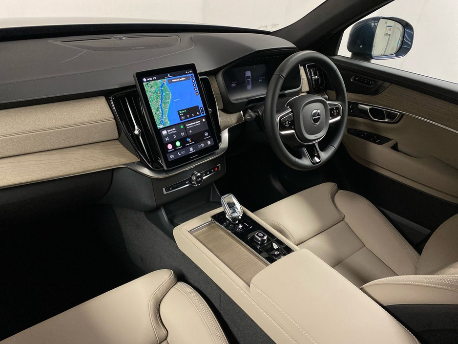 2026 Volvo XC90 - image 14