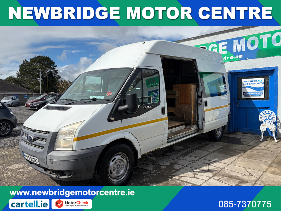 2013 Ford Transit - image 3