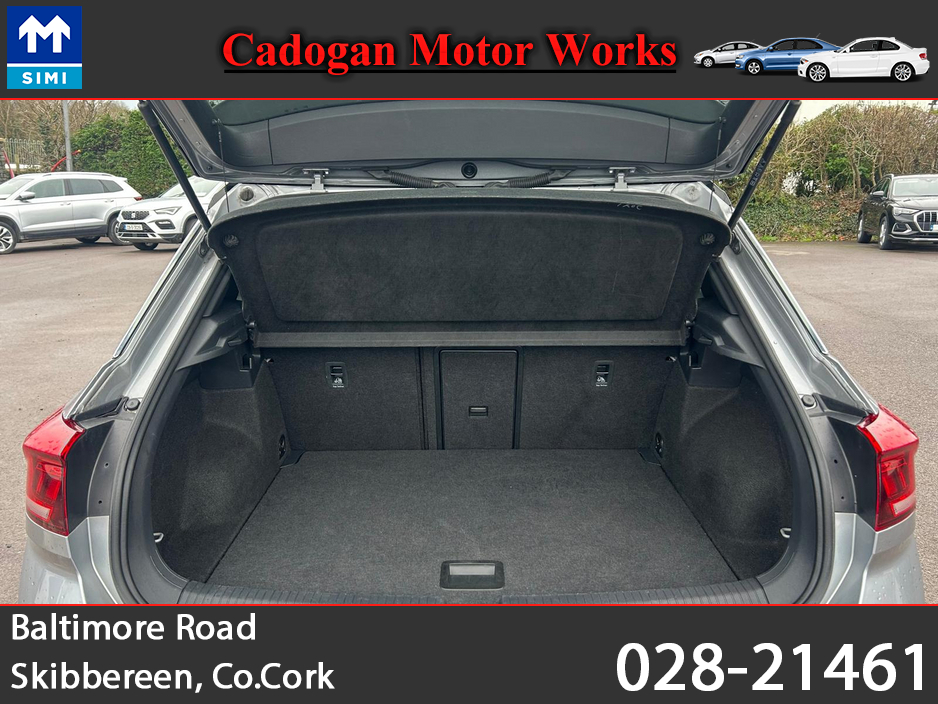 2023 Volkswagen T-Roc - image 10