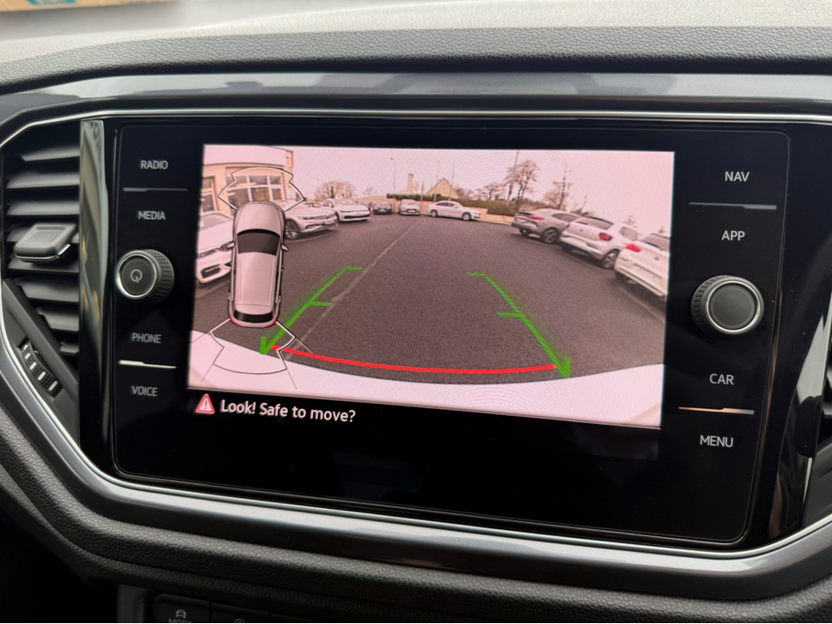 2022 Volkswagen T-Roc STYLE 2.0 150BHP AUTO * REAR VIEW CAMERA, PARKING SENSORS FRONT & REAR, APPLE CARPLAY//ANDROID AUTO, ADAPTIVE CRUISE CONTROL, ISOFIX CHILD SEAT ANCHOR, DUAL ZONE CLIMATE CONTROL, 2 YEAR NEW NCT * €30,950