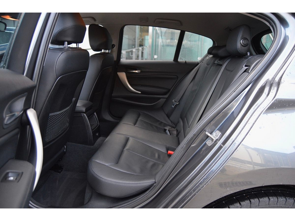 2019 BMW 1 Series 116d SE, Leather Interior, Heated seats €18,995