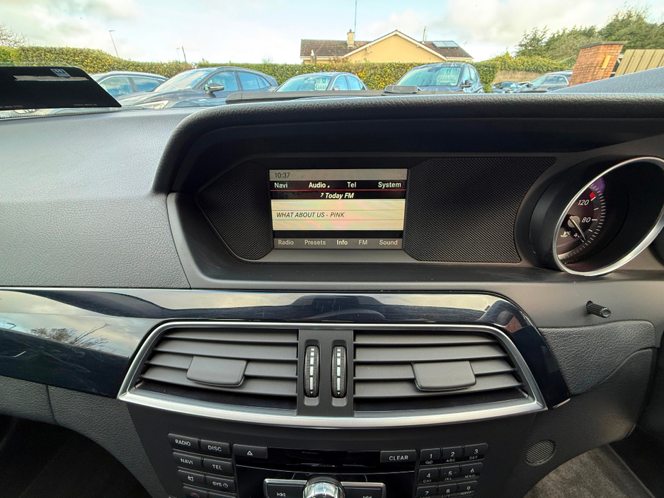 2014 Mercedes-Benz C Class - image 22