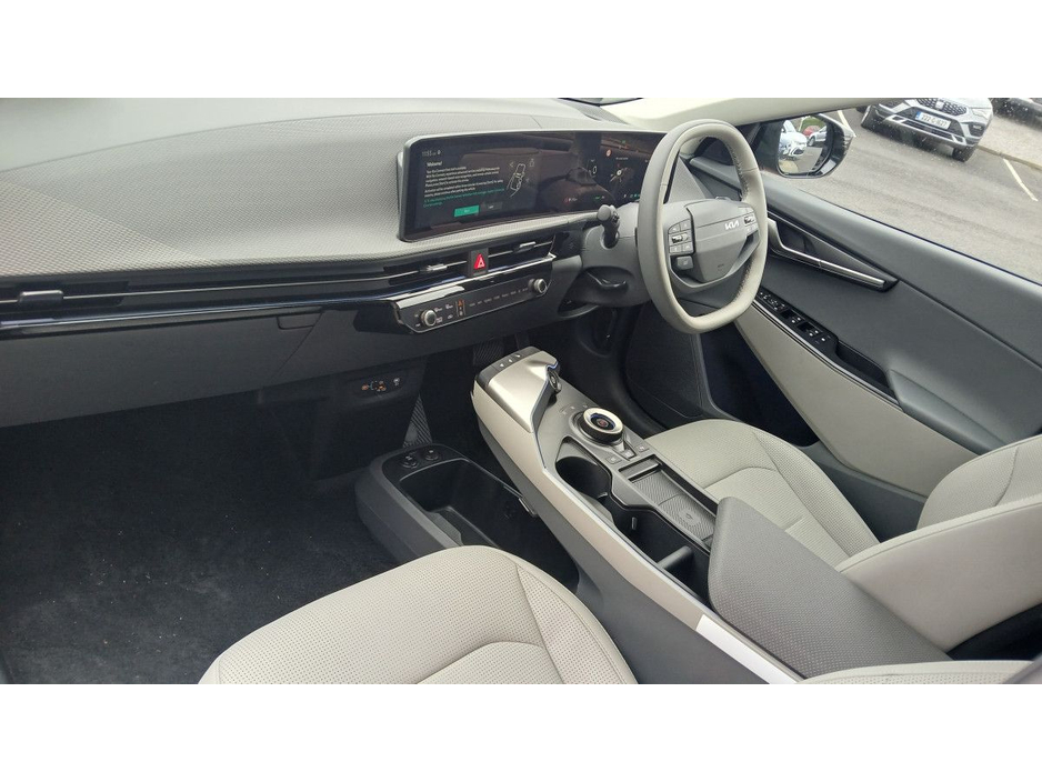 2026 Kia EV6 - image 3