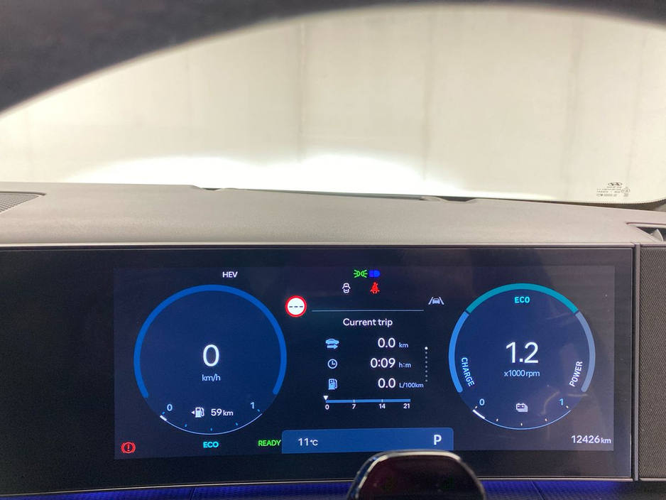 2025 Hyundai Santa Fe - image 22