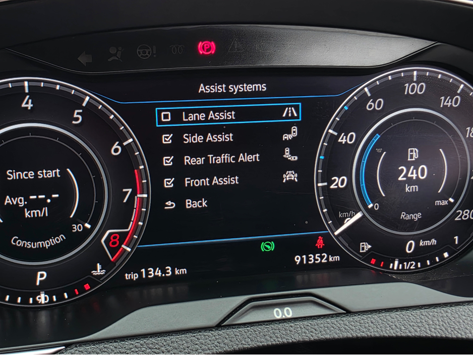 2018 Volkswagen Arteon - image 28