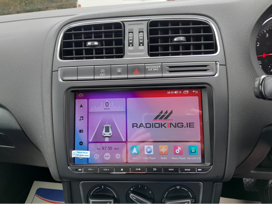 2016 Volkswagen Polo - image 24