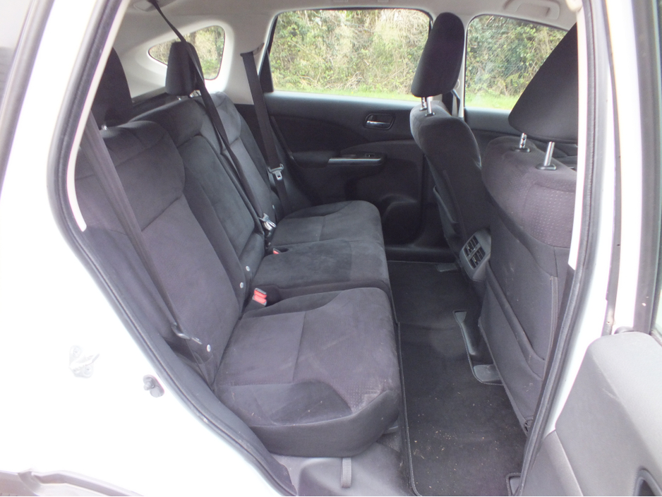 2014 Honda CR-V - image 8