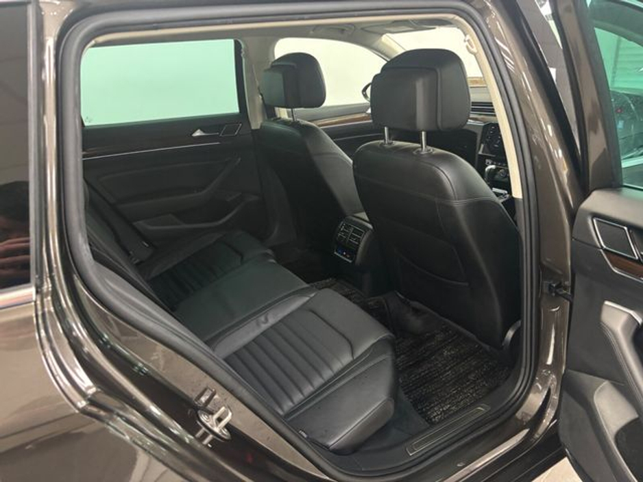 2020 Volkswagen Passat 2.0 TDI 150HP Highline DSG €21,495