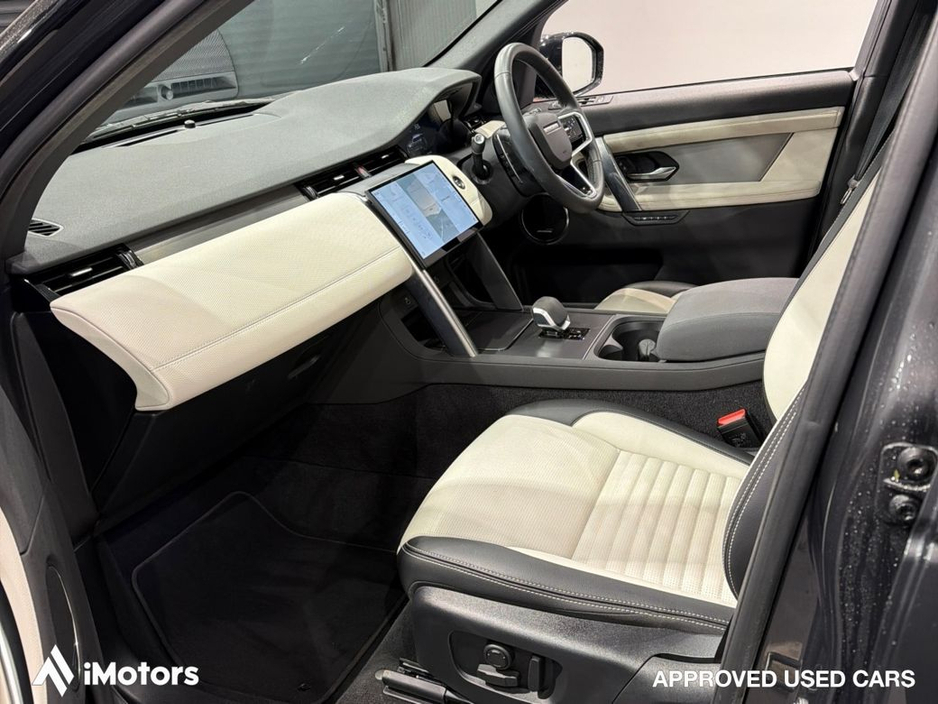 2025 Land Rover Discovery Sport - image 12