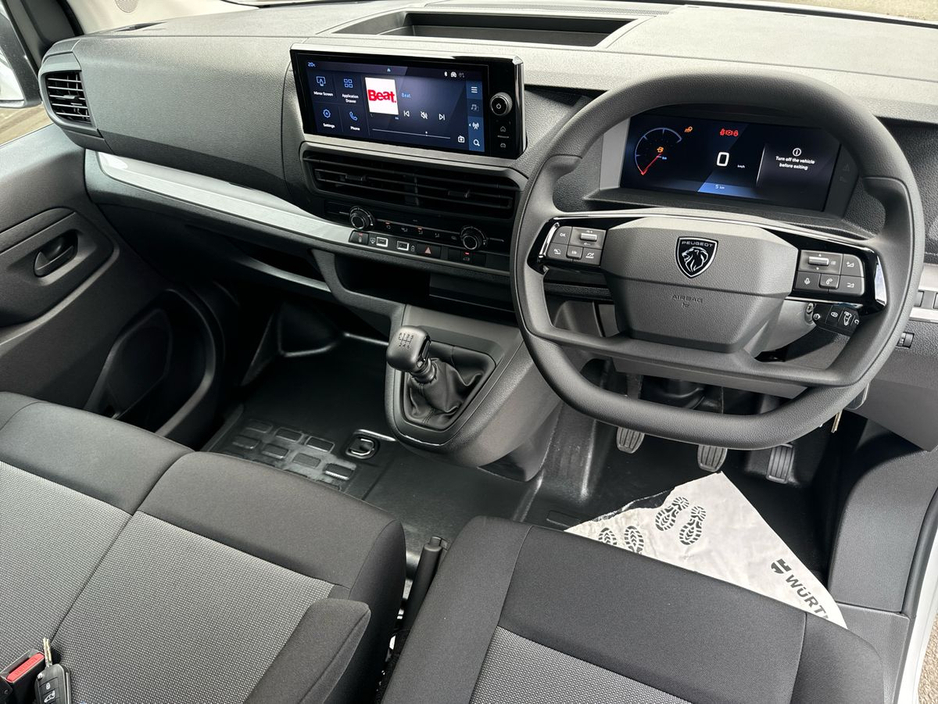 2026 Peugeot Expert - image 8