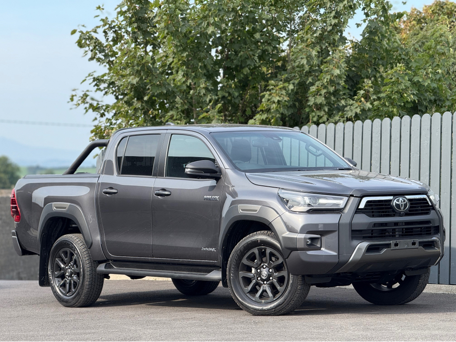2026 Toyota Hilux 2026 GREY INVINCIBLE X