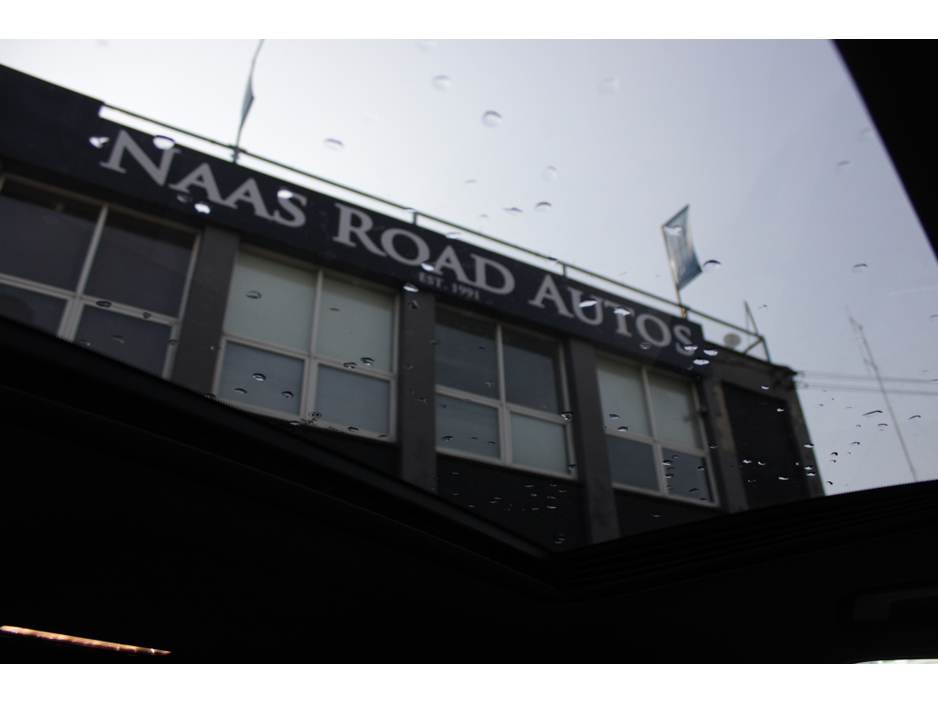 2019 BMW 5 Series - image 16