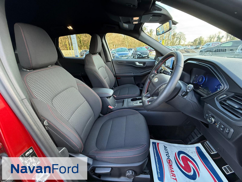 2024 Ford Kuga St-Line 2.5 Plug in-Hybrid 225Ps **Warranty May 2029** €35,950