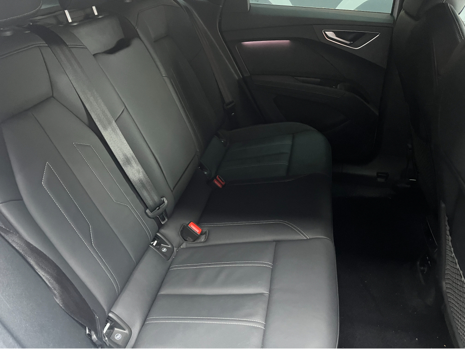 2023 Audi Q4 e-tron €34950 2023 AUDI Q4 E-TRON 40 S-LINE SPORTBACK ELECTRIC AUTOMATIC / CRUISE CONTROL / 360° PARKING CAMERA / HEATED SEATS / PADDLE SHIFTERS / APPLE CARPLAY / AMBIENT LIGHTS €34,950