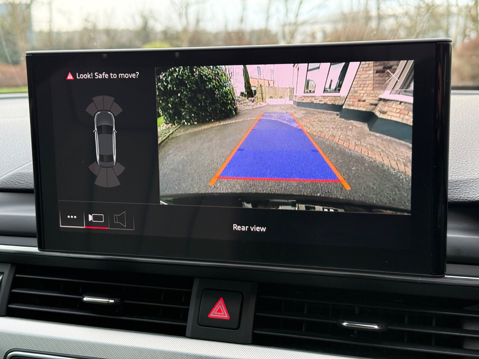 2021 Audi A4 35 TDI 163HP S Tronic SE €24,900