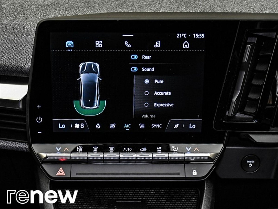 2023 Renault Megane E-Tech - image 27