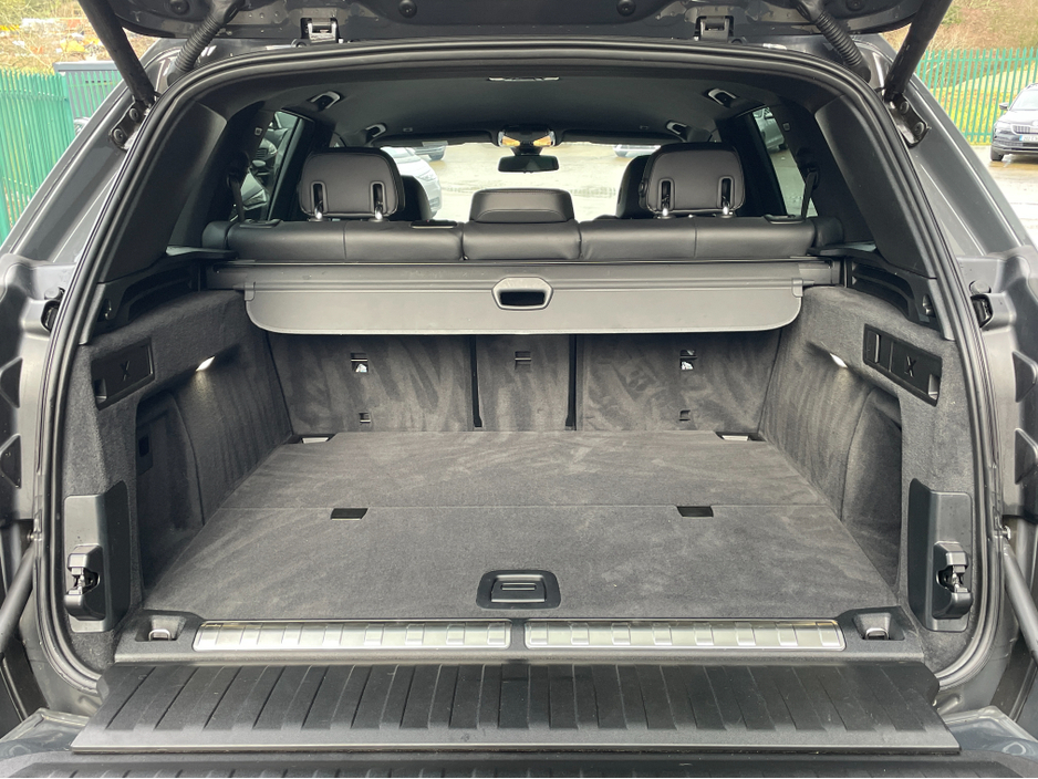 2022 BMW X5 221 D XDRIVE 45E M SPORT 5DR LOW KMS BEST COLOUR!! €63,995