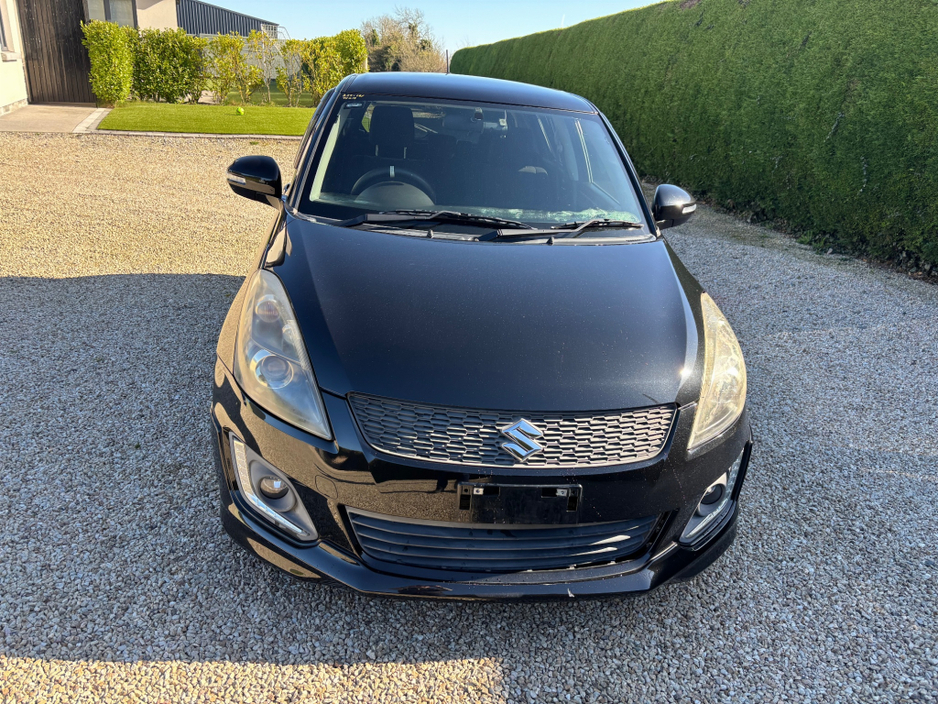 2015 Suzuki Swift - image 7