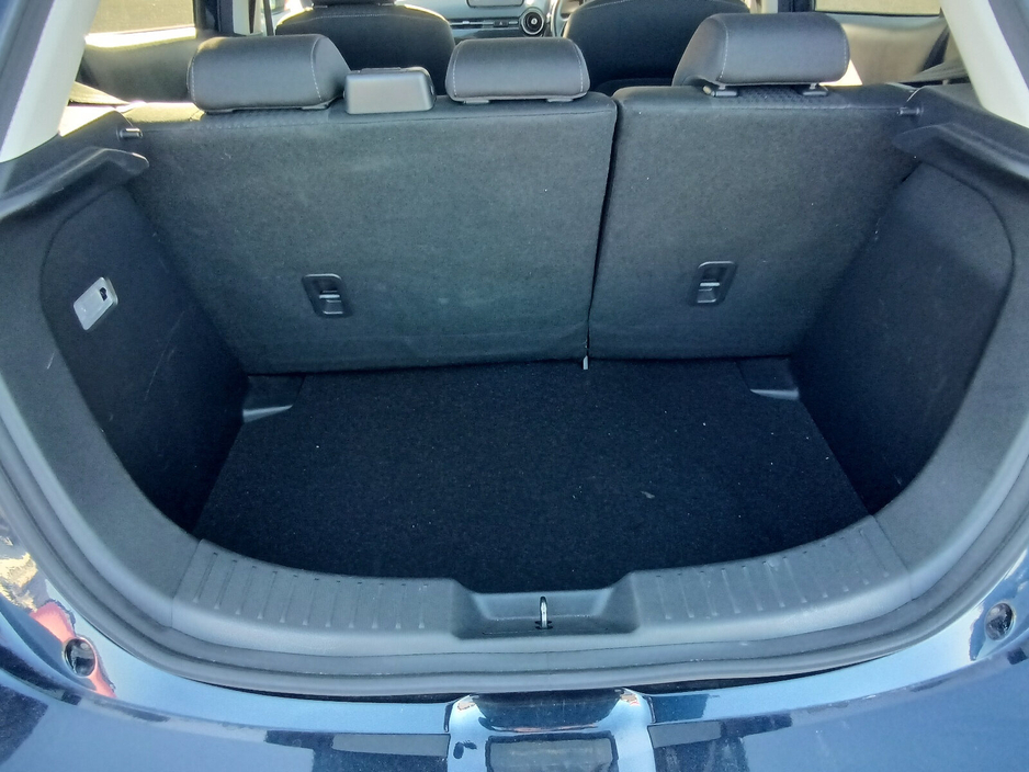 2017 Mazda Demio - image 13