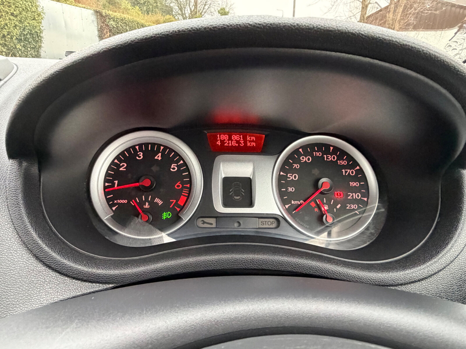 2010 Renault Clio 1.2 16V ETH ROYALE ECO €2,950