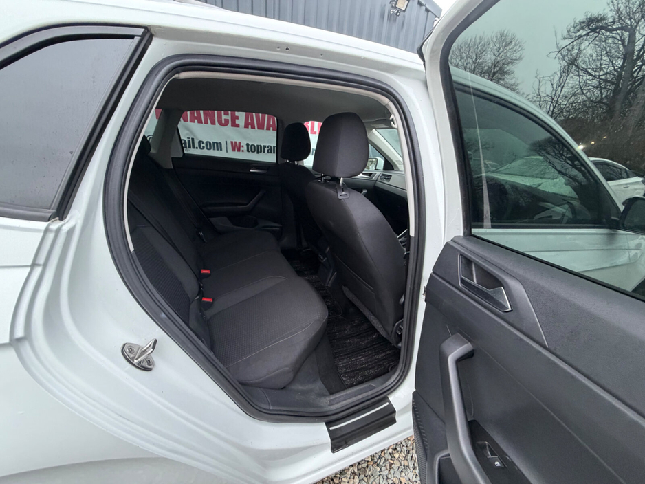 2019 Volkswagen Polo - image 11