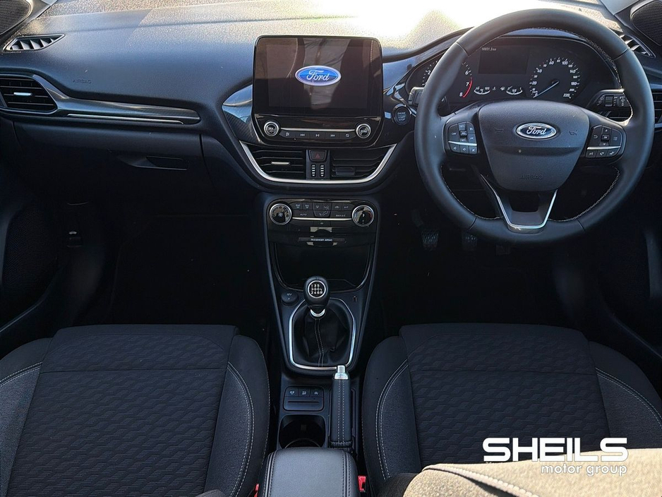 2024 Ford Puma - image 5